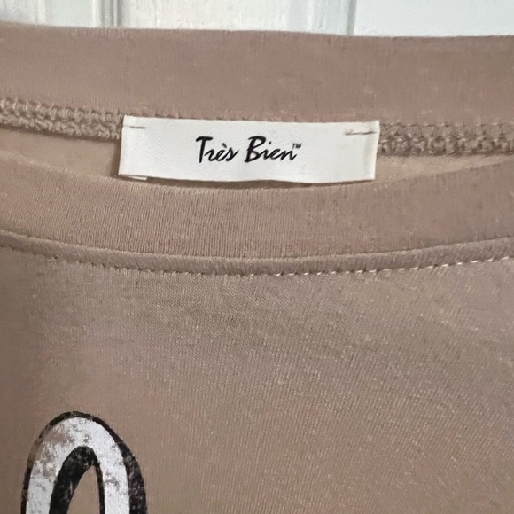 Girls Can Tee - Picture 4 of 4